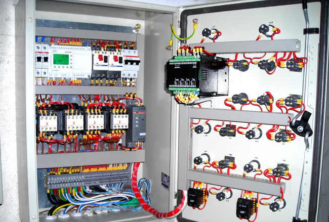 Реле времени астрономическое PCZ-525-3